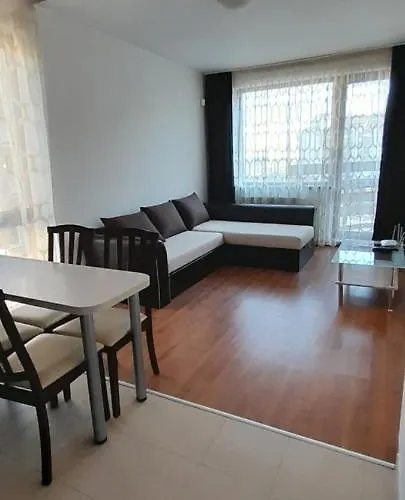 Belvedere Club к302