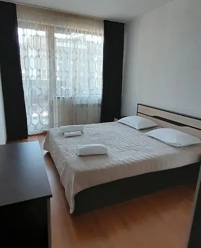 Apartment Belvedere Club к302 *