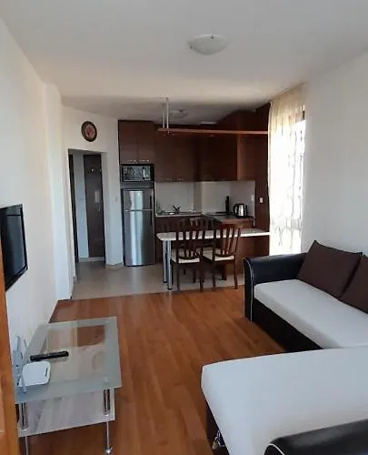 Belvedere Club к302 Apartment *